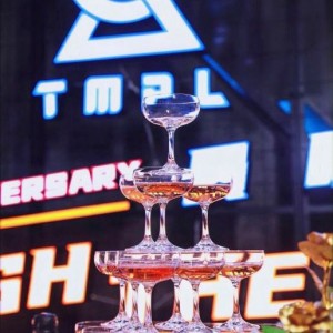 杭州上班轻松的酒吧招聘包厢管家,场子生意好吗_
