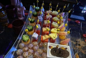 杭州萧山区靖江街道附近夜总会招聘包厢气氛租,工资是怎么发放的