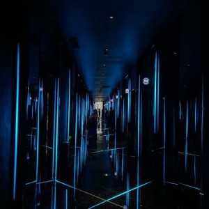 职业炒股工作室招聘文案（股市精英招募：职业炒股团队扩编启事）