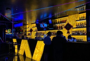 上海黄浦区南京东路街道附近夜场招聘商务接待,招聘微信多少