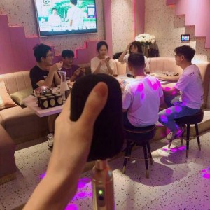 杭州富阳区常绿镇附近夜场招聘酒水促销员,全职上班收入多少