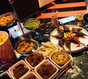 秀峰酒店教师招聘条件（秀峰酒店教师职位招聘资格要求）