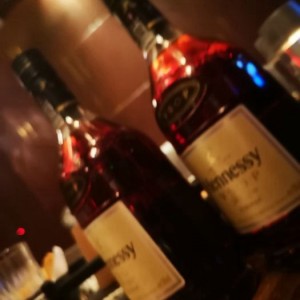 杭州萧山区萧山钱江世纪城附近夜场招聘现场DJ,一个月工资多少