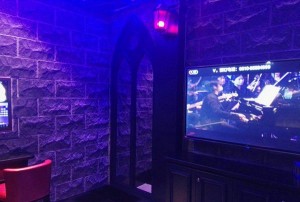 杭州西湖区西湖街道附近夜总会招聘包厢管家,工作好做吗？